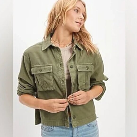 American Eagle Cropped Cargo Utility Jacket Shacket 100% Cotton Green Sz L - Picture 1 of 13
